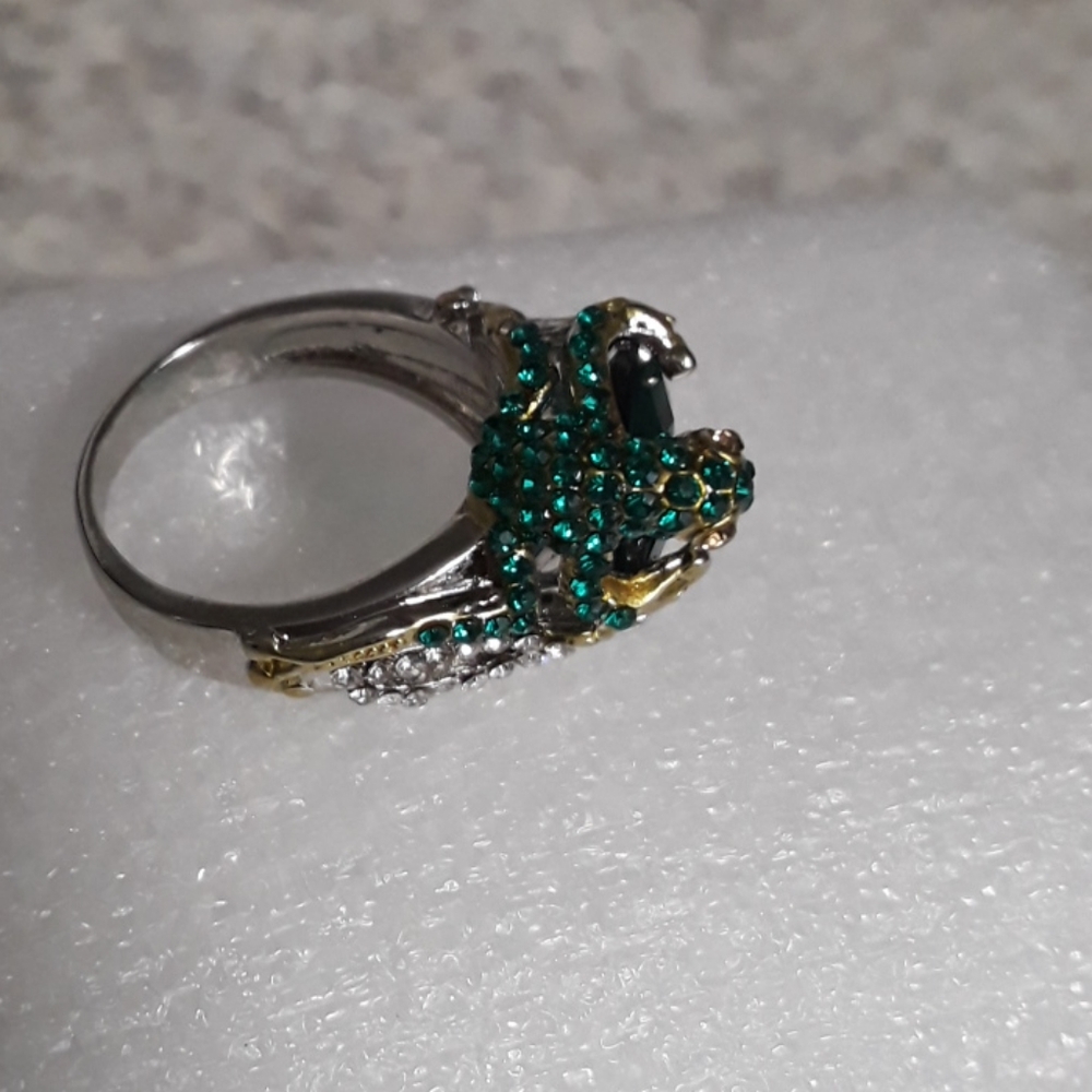 NIB Frog Ring Emerald & Crystal Cocktail, Statement Ring - Picture 5 of 7